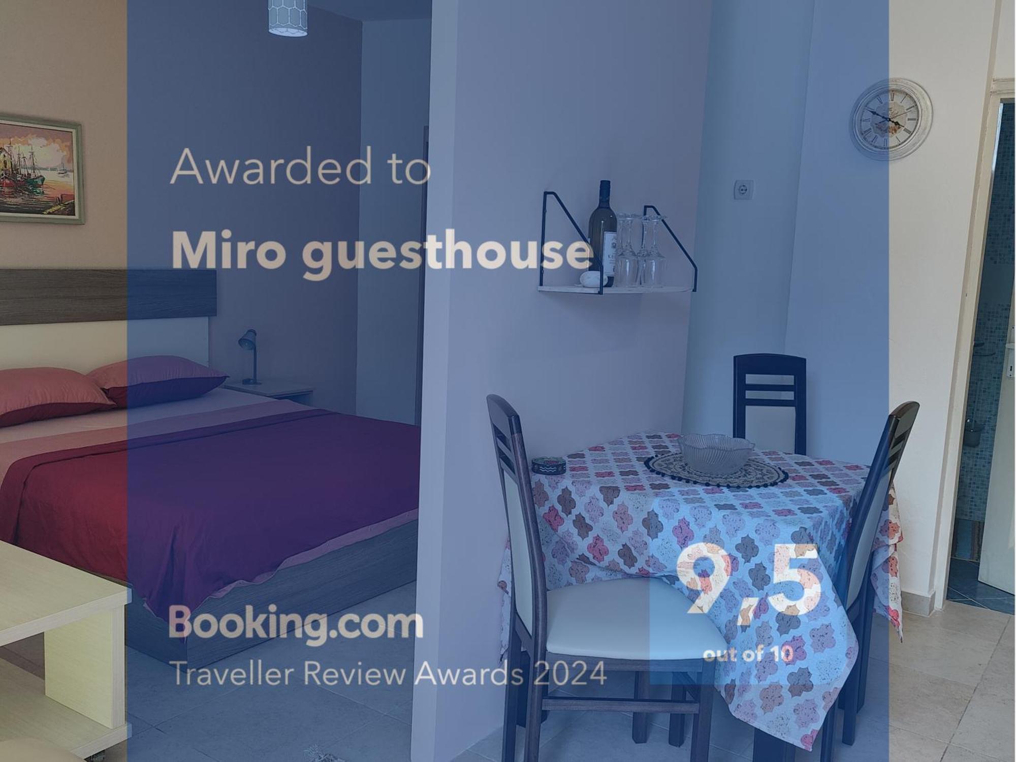 Miro Guesthouse Teodo Esterno foto